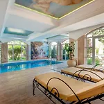 Izida Palace Aparthotel Sunny Beach