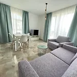 Izida Palace Aparthotel Sunny Beach