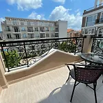 Izida Palace 3* Sunny Beach