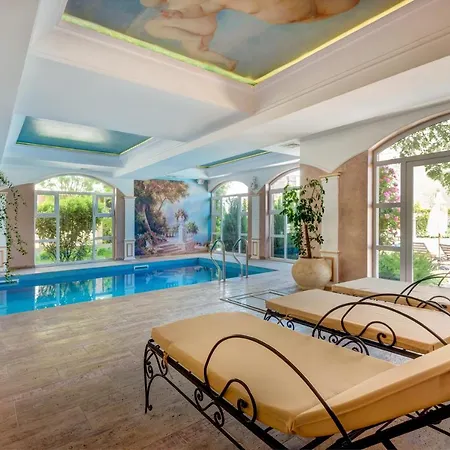 Izida Palace Apart-hotel Sunny Beach