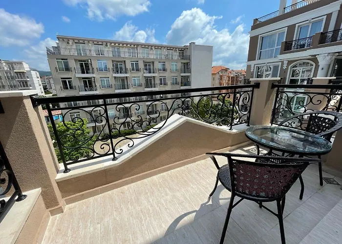 Izida Palace 3* Napospart